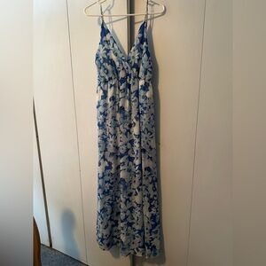 Women’s Streetwear Society blue & white floral patterned maxi dress XL